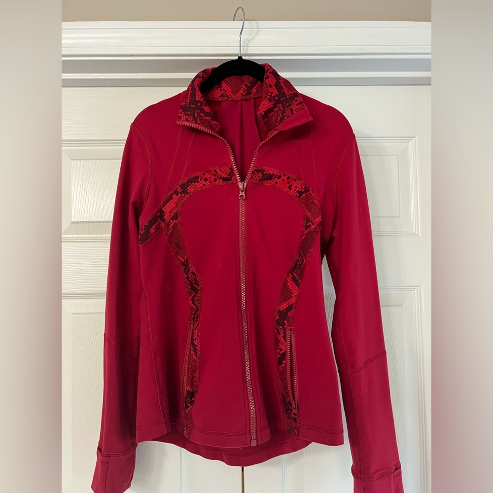 LULULEMON Define jacket ULTRA RARE red snakeskin print